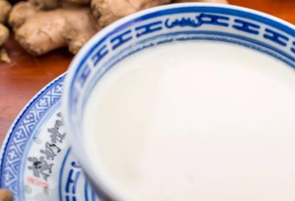 肖公子撞奶世家 肖公子撞奶世家