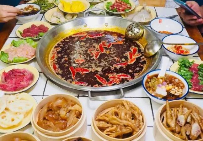 卤味火锅