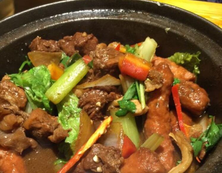 鍋鍋香重慶雞公煲