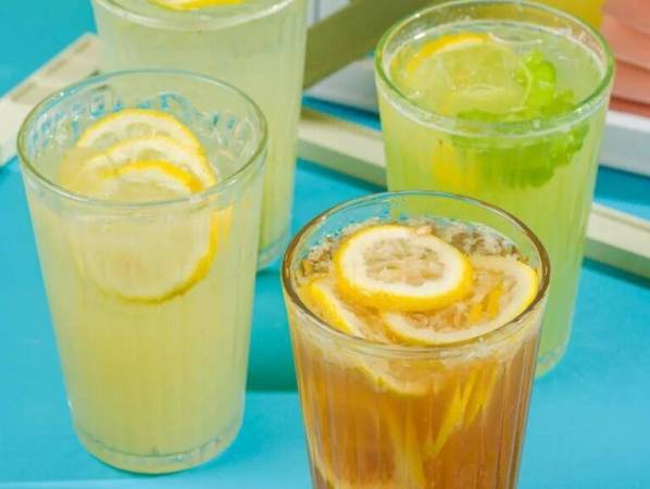 手打柠檬茶
