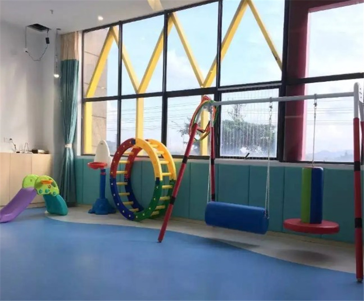 小超人儿童运动馆加盟