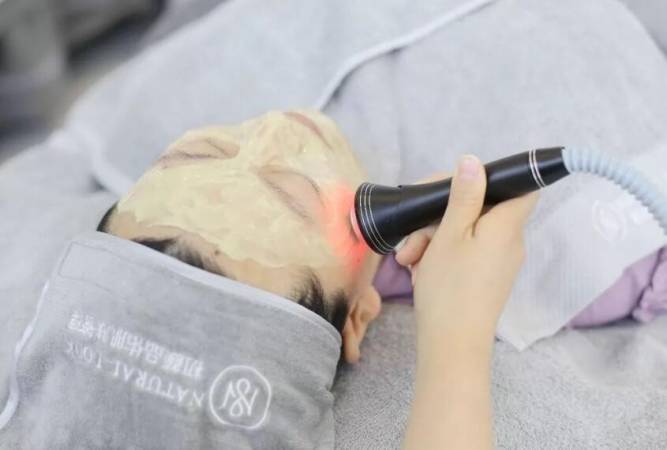 初颜品佑肌肤管理