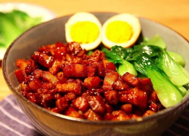 臺灣鹵肉飯
