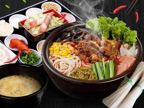 沁麦源过桥米线