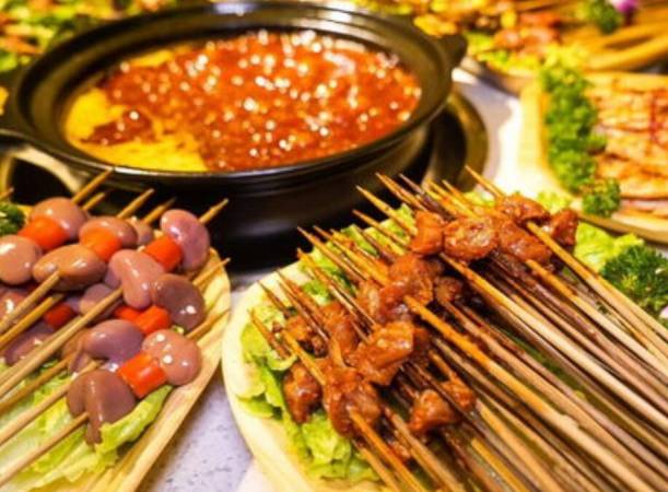 龙船小调串串火锅