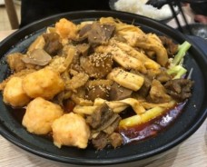 筋头巴脑香锅米饭