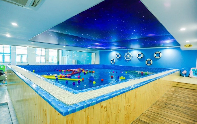 爱潜贝贝亲子游泳加盟