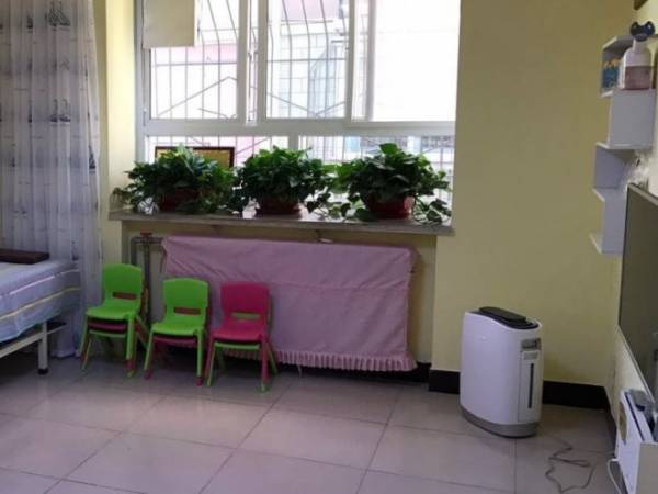 小儿推拿培训班