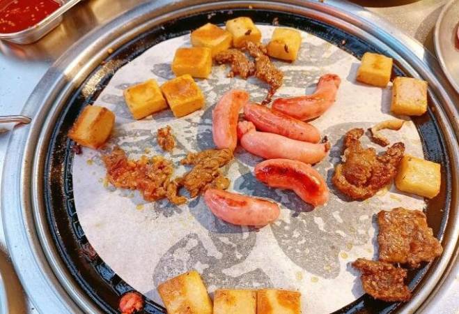 肉小胖地摊烤肉