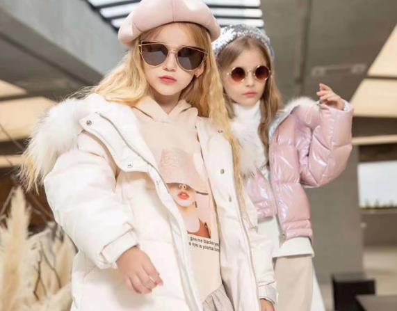 羽成扉童裝加盟