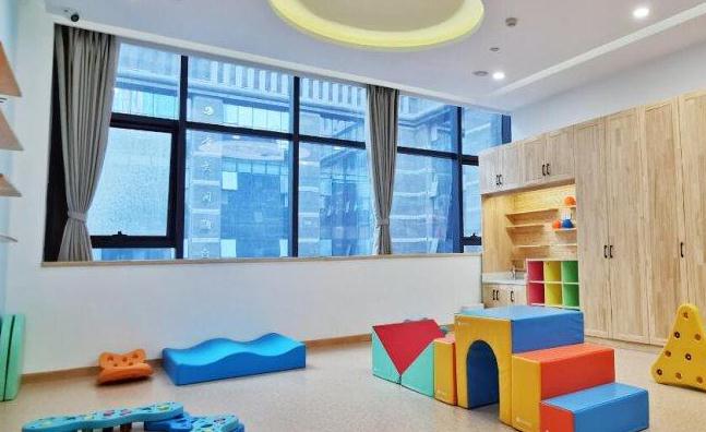 嬰幼兒托育加盟