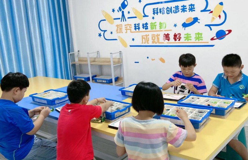 科學(xué)羋盒STEAM教育加盟