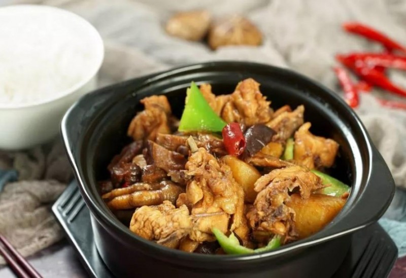 纯香居黄焖鸡米饭