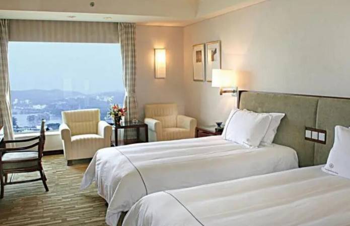 思密达国际酒店