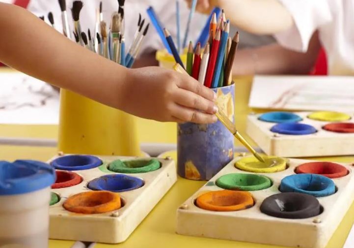 新虹艺少儿美术馆加盟