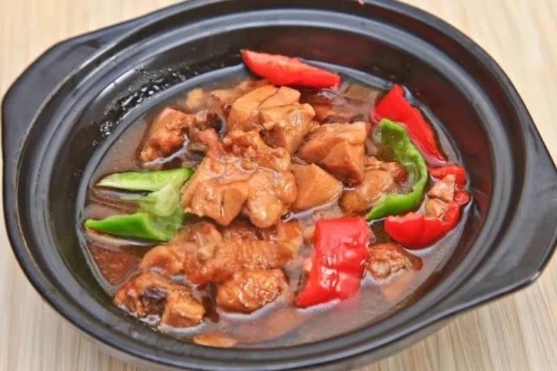 張一絕黃燜雞米飯加盟