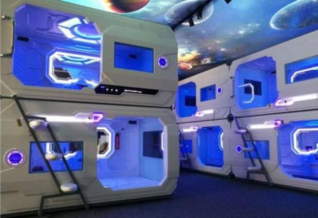 悠游太空舱式酒店