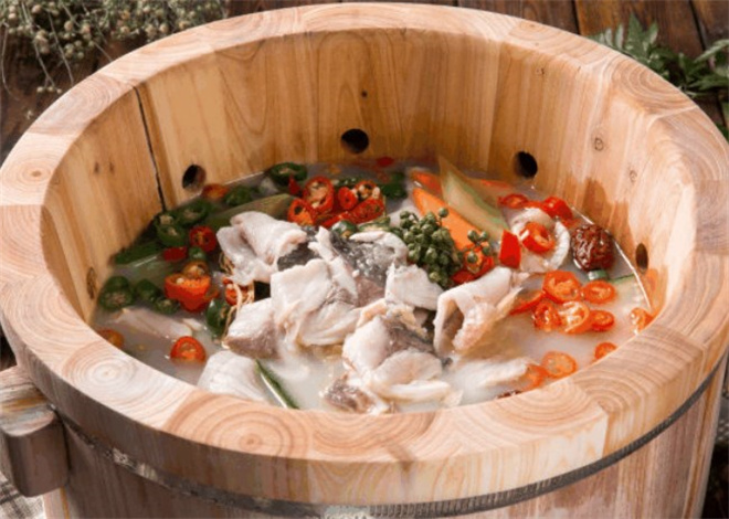 木桶魚火鍋