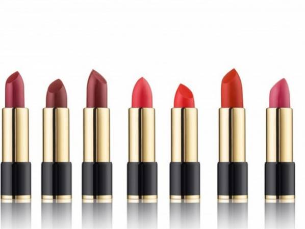 线下美妆集合店