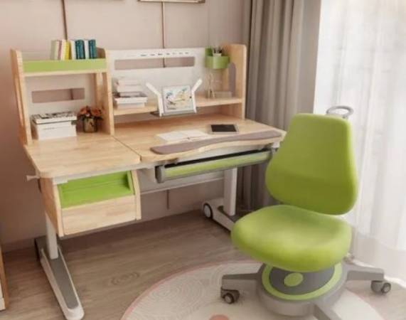 实木学习桌椅