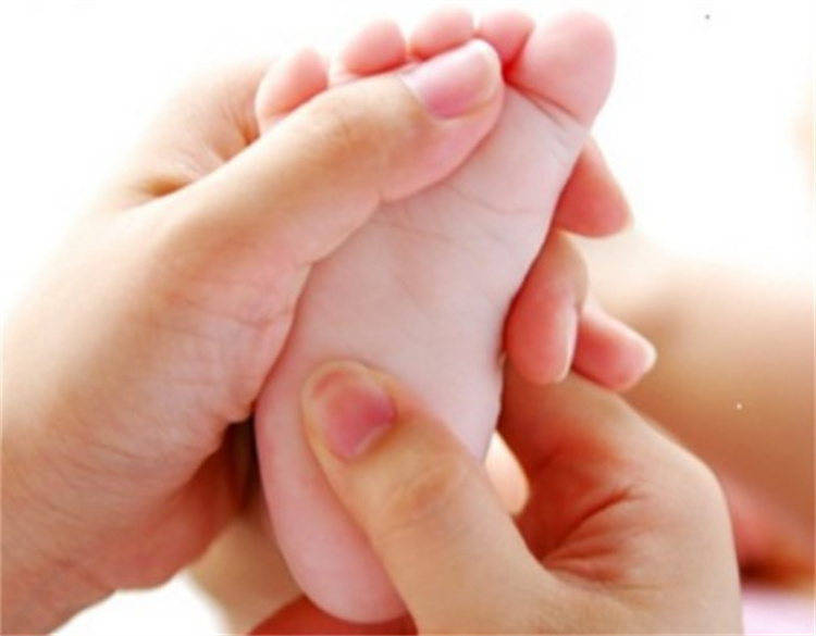 小药泥先生小儿推拿加盟