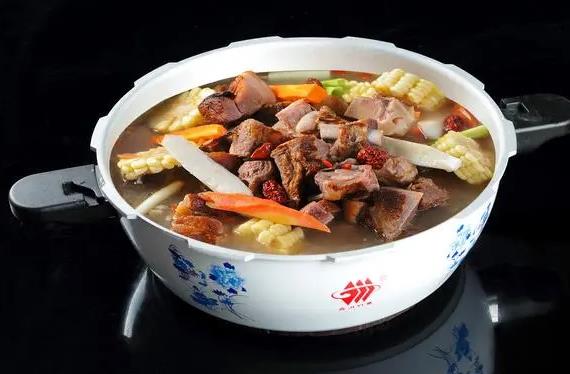 佬面村花椒雞藕王養生湯