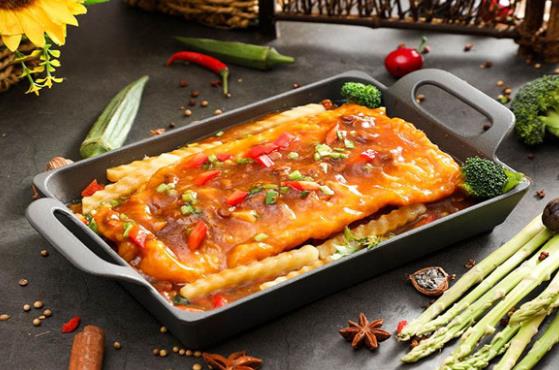 魚在江湖烤魚飯加盟