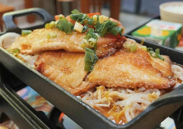 魚在江湖烤魚飯