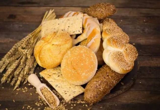 集鹿蛋糕面包烘焙