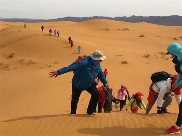 暑假军训夏令营