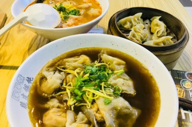 胖胖煮脆皮餛飩