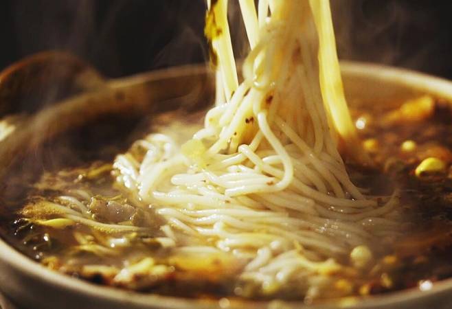 胖大碗小锅米线