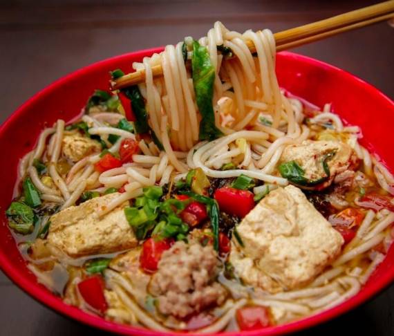 胖大碗小锅米线