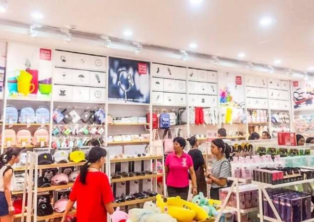 美刻生活快时尚百货