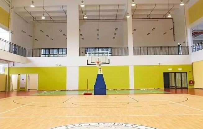西热力江篮球训练营