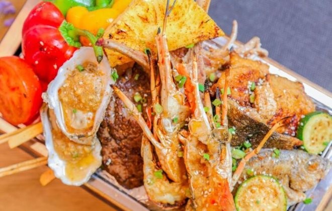 猪小夭海鲜烧烤