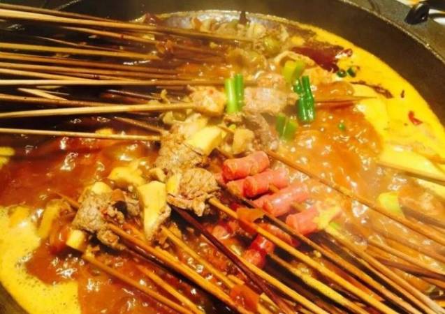 京桐源自选串串火锅