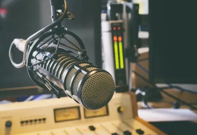 播音主持 播音主持