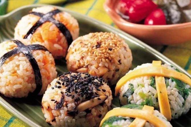 飯團(tuán)店加盟