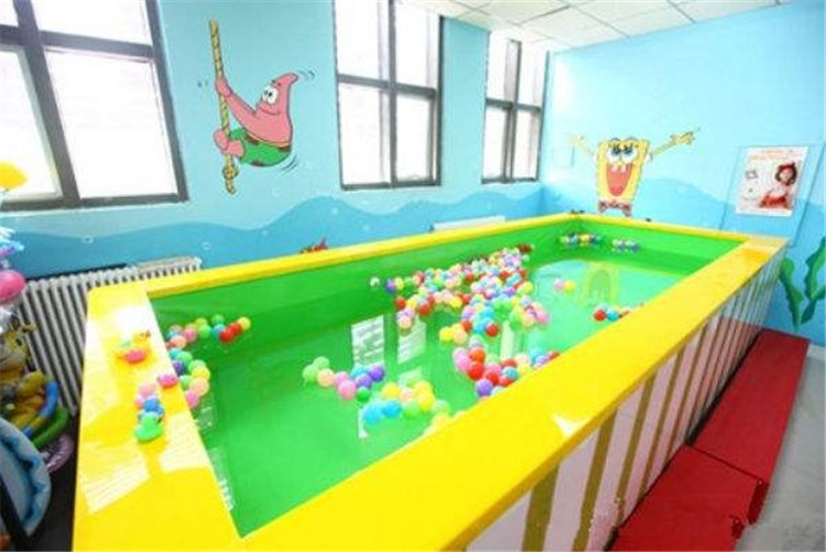 水母艾拉婴幼儿水育中心 水母艾拉婴幼儿水育中心