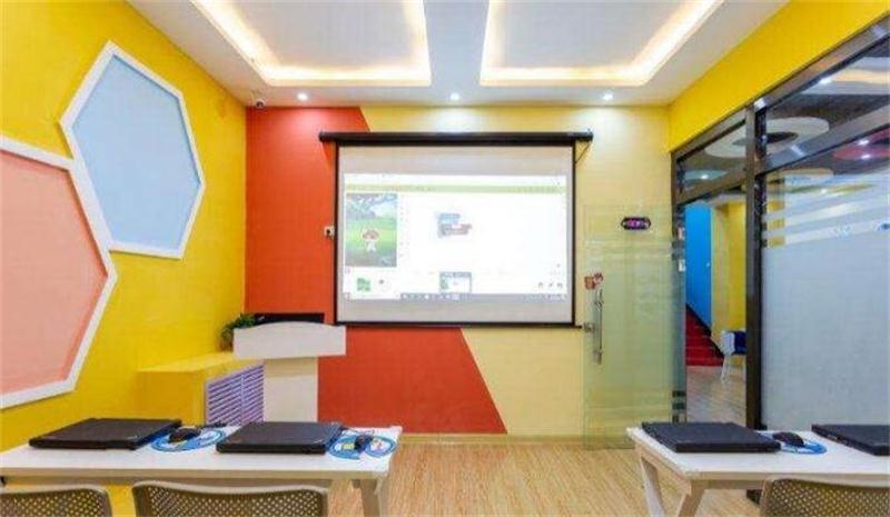 麦咭编程教育 麦咭编程教育