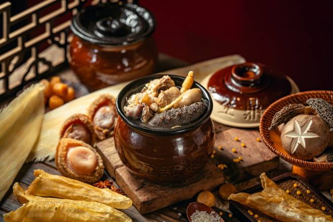 养生鼎鲍汁捞饭