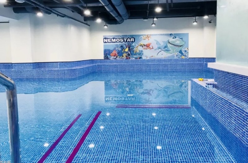 尼莫親子游泳