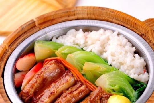小湘屯木桶飯加盟