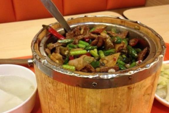 小湘屯木桶飯加盟