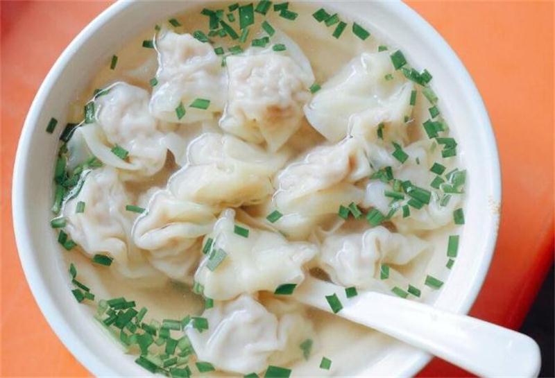 顾一碗馄饨