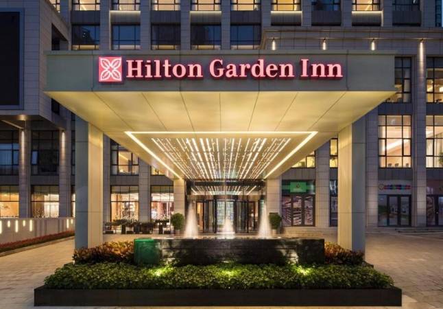 希尔顿花园酒店