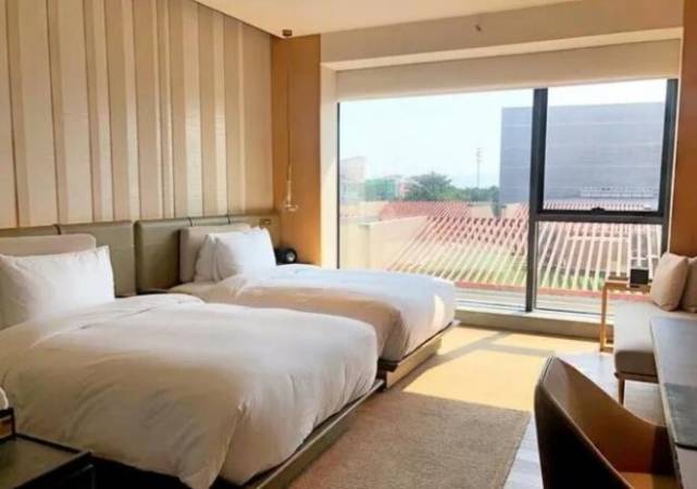 希尔顿格芮精选酒店