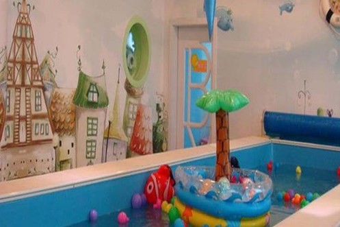 小孩游泳馆