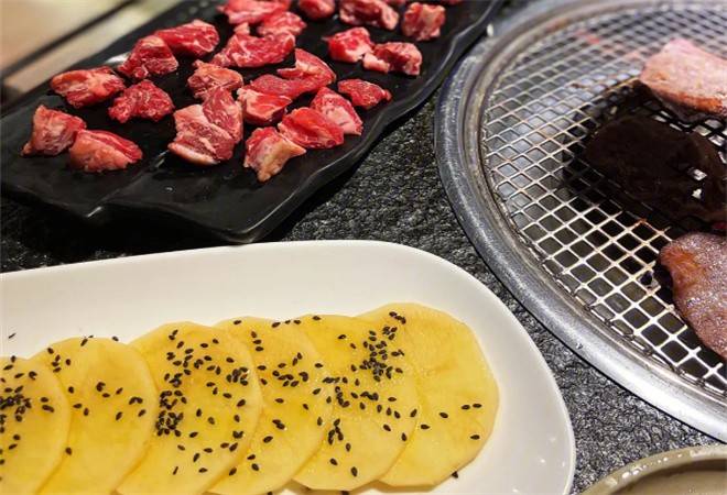 黑牛无双融合烤肉